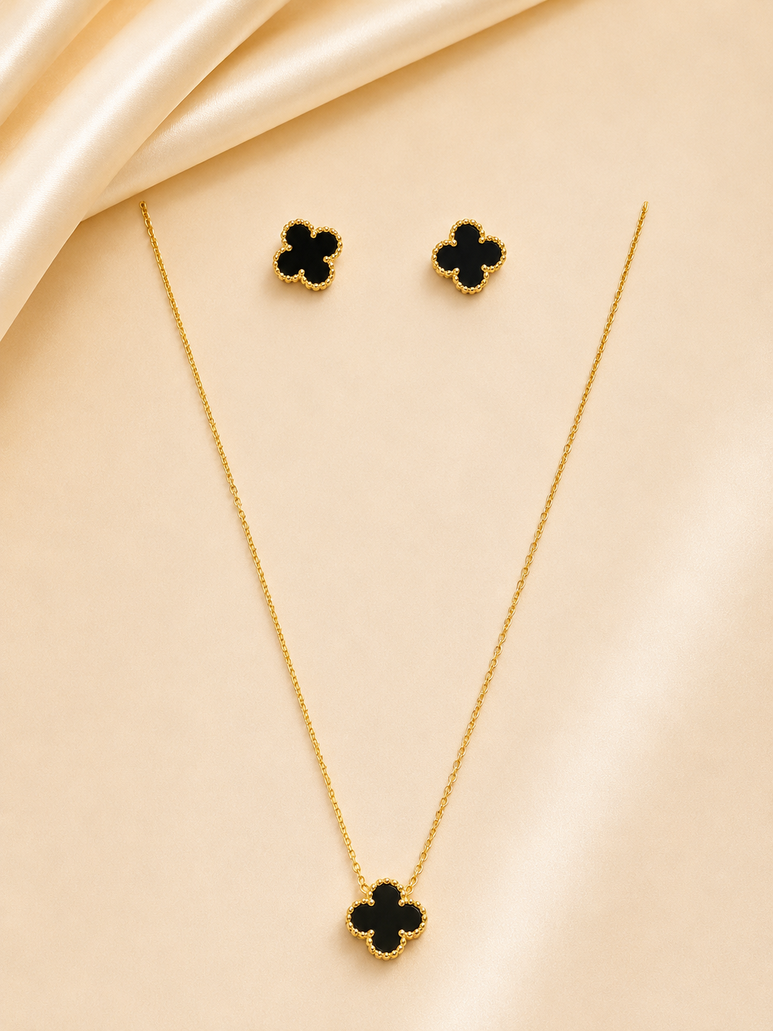 Elegant Gold-Toned Black Clover Jewelry Set