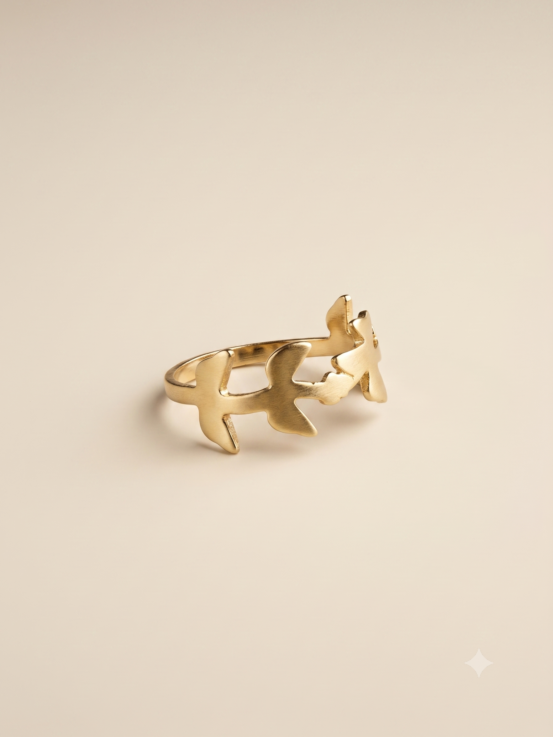 Elegant Matte Gold-Toned Botanical Branch Ring